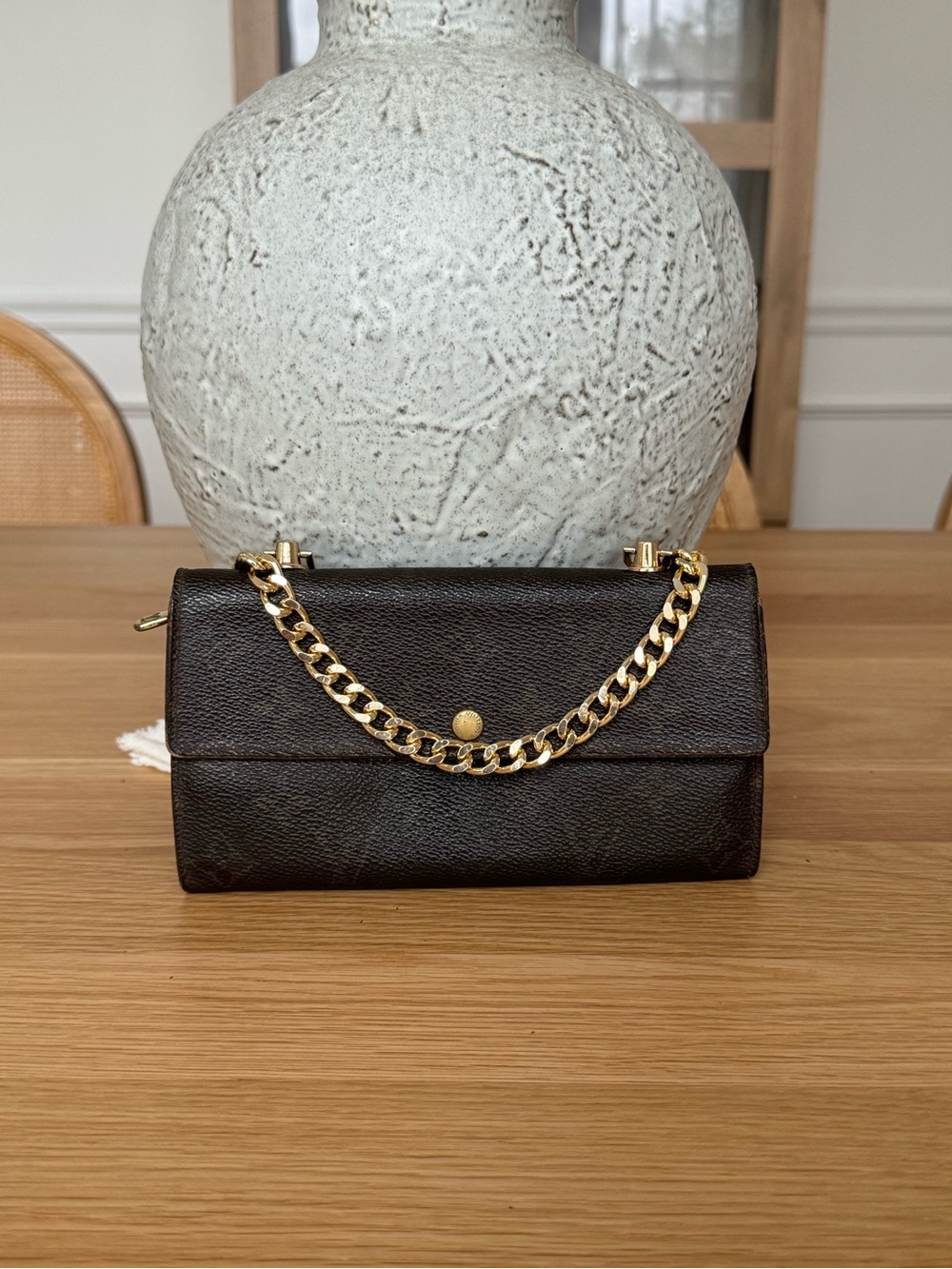 ✅AUTHENTIC✅LOUIS VUITTON WALLET ON A CHAIN - Picture 3 of 12